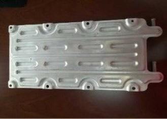 China Aluminiumkühlblech-Aluminiumstrangpressprofile für BEV Battery Pack Brazed And bedeckten mit Blasen zu verkaufen