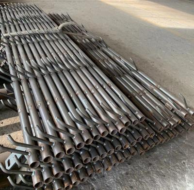 China Escalera de escalada de postes de acero con transmisión de energía galvanizada por inmersión en caliente de 4 mm en venta