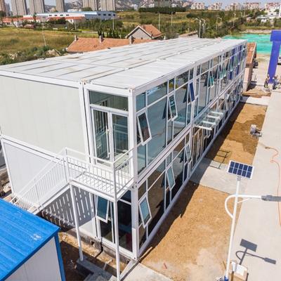 China Zontop Modern Luxury Quick Concrete 20ft 40 Ft  Ready Prefabricated 4 Bedrooms Prefab Homes Bolt Container House for sale