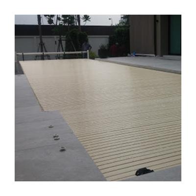 China Transparant Blue AUPOOL OEM Automatic Pool Cover with CE Certifications and 12V Motors for sale