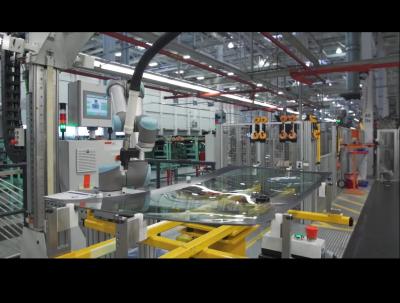 Chine Cobot universel industriel de bras de robot de 6 axes du robot UR5e avec la machine de polissage de pince à vendre