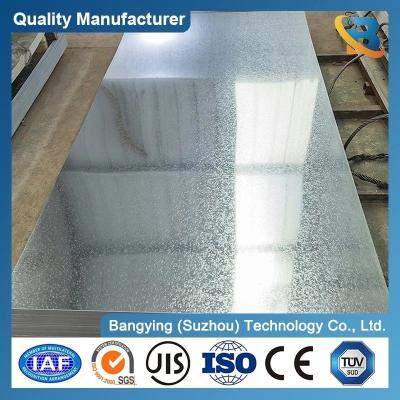 Chine Plaque de toiture en acier galvanisé ondulé Panneaux de toiture en métal revêtement en zinc 40-600 GM/m2 à vendre