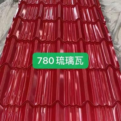China Hoja de acero corrugado de color Hoja de techo de metal galvanizado en invernadero agrícola en venta