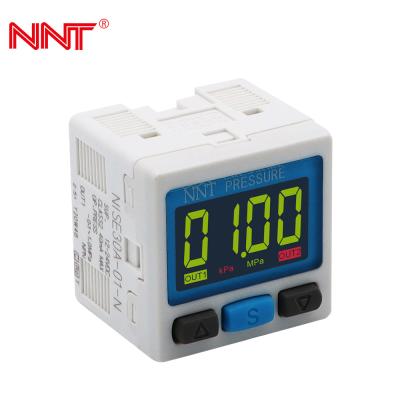 China 30A Digital Air Compressor Pressure Sensor With One Touch Fitting for sale