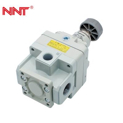 China 0.005~0.8mpa Rc 1/8 Pneumatic Air Pressure Regulator White Color for sale
