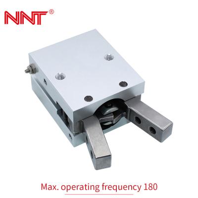 China MHC2 Angular Two Clamping Air Gripper ±0.01 Pneumatic Cylinder for sale