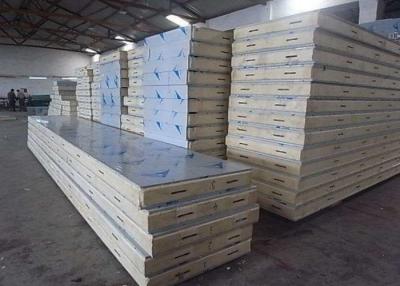 China Los paneles de pared del edificio del metal de la prueba del temblor del panel de bocadillo del poliuretano del PVC de la PU ISO9001 en venta