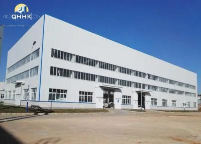 China Construções pré-fabricadas de aço laminadas a alta temperatura, construção de aço clara da casa à venda