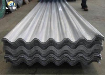 Chine Le toit ondulé adapté aux besoins du client en métal lambrisse le bas entretien ignifuge à vendre