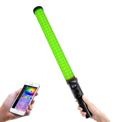 China Handheld Battery Powered Fluorescent Tube CCT Mode LED Stick Light Photography Stick Makeup for sale