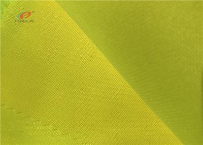 China Tela 100% alta fluorescente da visibilidade do poliéster do amarelo para o revestimento da veste da segurança à venda
