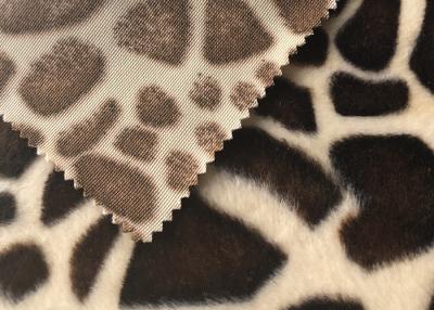 China Tela del terciopelo del poliéster de la materia textil 235gsm de la cubierta del sofá de la impresión de la piel animal en venta