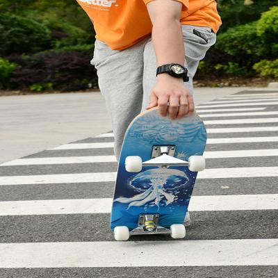China Custom Aluminum Alloy Paint Bracket Deck Skateboard Maple Wooden Skateboard for sale