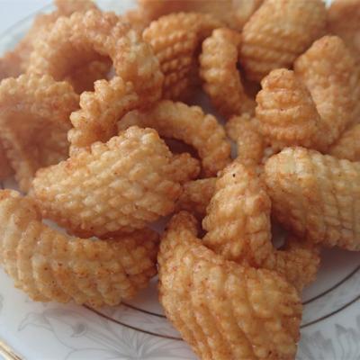China Squid Spicy Crispy Snacks Seafood Puffed Organic Rice Crackers for sale