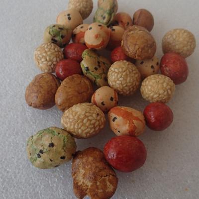 China Knusperiges Mehl beschichtete Erdnuss-Imbiss-Stärke, die japanischen Erdnuss-Imbiss beschichtet zu verkaufen