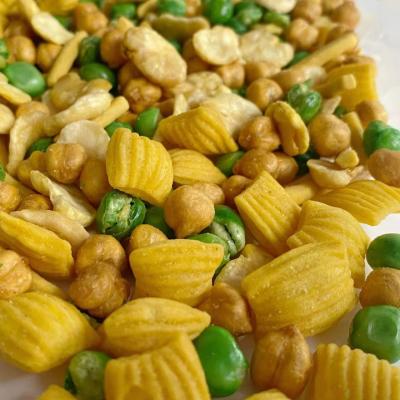 China Mixed Nut Snack Crispy Broad Bean Chickpeas Green Peas Pillow Crackers for sale