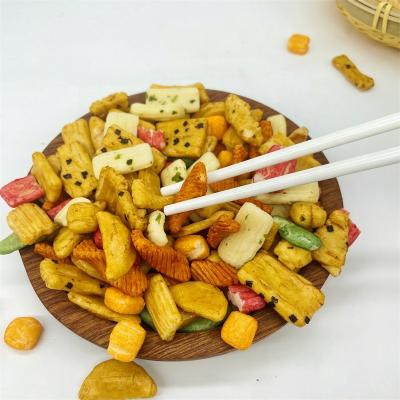 China Grano exótico del arroz de las comidas de bocados del arroz de las galletas de las galletas japonesas mezcladas del arroz en venta