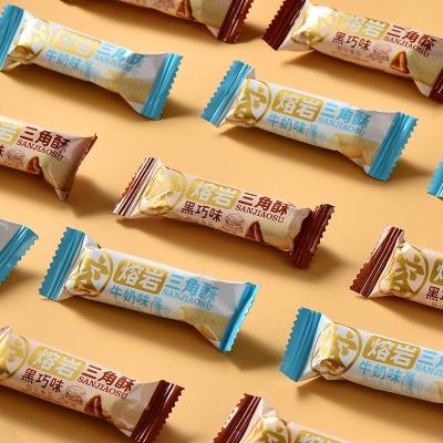 China Triangle Chocolate Milk Rice Cake Video: Crispy Filled Delights, Individually Packaged for Perfect Enjoyment! for sale