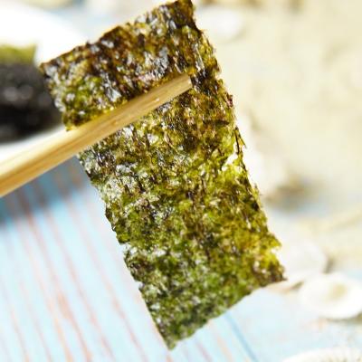 Chine Les casse-croûte rôtis d'algue 100% organique ont grillé Nori Seaweed For Healthy Snacking à vendre
