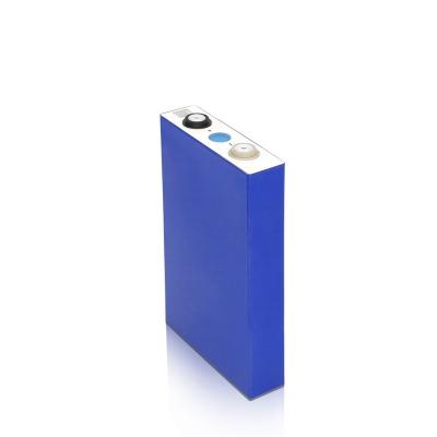 China baterias recarregáveis do íon de Li da pilha de bateria de 105Ah Lifepo4 à venda