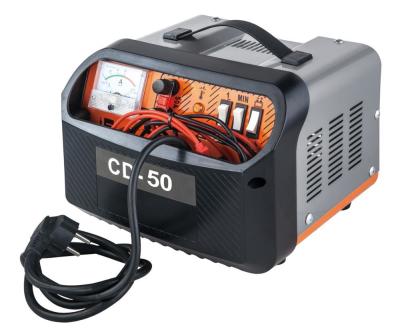 China 30A 40A 50A Portable Car Battery Charger 12 Volt 24 Volt With Manual Circuit Breaker for sale