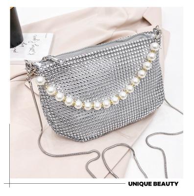 China New pearl handle imitation full diamond handbag shoulder bag Cross-border explosive party dinner bag fashion shoulder for sale