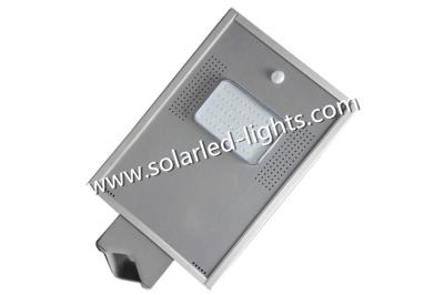 中国 6 ワットによって統合される太陽街灯 12VDC 耐久 LiFePO4 電池を防水して下さい 販売のため