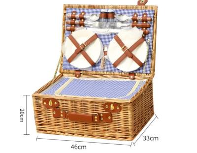 China Fabric Linen Wicker Rattan Storage 4 Person Woven Willow Picnic Basket for sale
