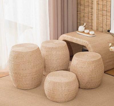 China Natural Straw Household Storage Stool Grass Woven Ottoman Box Eco-Friendly Hand-Woven Grass Rattan Stools for sale