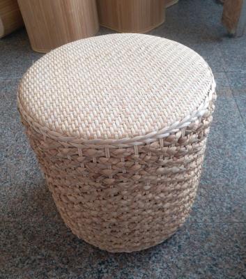 China Natural Straw Household Storage Stool Grass Woven Ottoman Box Eco-Friendly Hand-Woven Grass Rattan Stools Seat Pad for sale