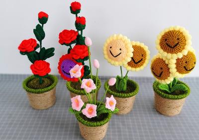 China New Creative Luxury Handmade Crochet Knitting Plants Flowers Handicraft Home Decorations Crochet Flower for sale