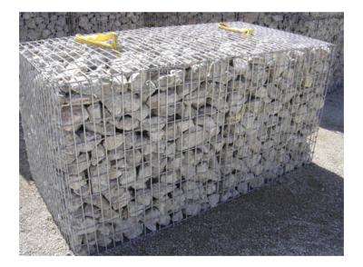 China Anti Corrosion Galvanized Ractangle Hexagonal Gabion Box 1X1X2m for sale