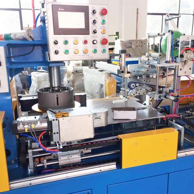 Chine Machine automatique de bobinage de fil d'acier enveloppement enroulement d'étiquetage machine d'emballage bobine de câble à vendre