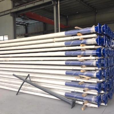 China Fabricante profissional 4-12 metros galvanizado a quente, pólo de luz de rua com braço único ou duplo à venda