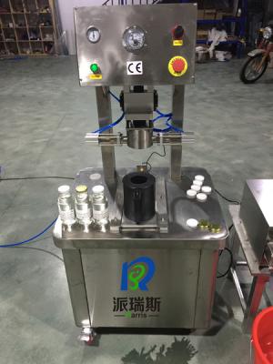 China 15 a la máquina que capsula del solo tornillo principal 25BPM para el tarro de cristal en venta