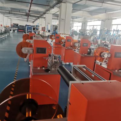 China Ropa automática personal del soporte que dobla anchura de la máquina 300m m en venta