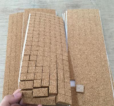 中国 Protecting Furniture Surfaces with Self Adhesive Cork Pads Natural 1/8 Inch Thickness 販売のため