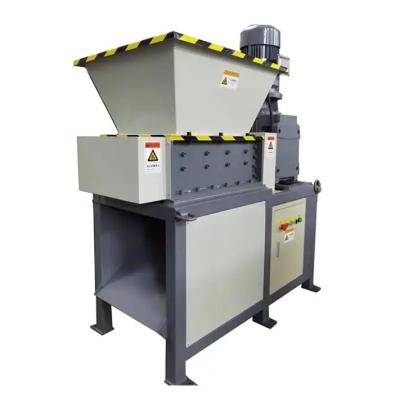 China Máquina de trituración de plástico pequeño Máquina de trituración de residuos industriales en venta