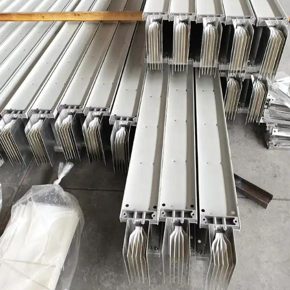 Quality Galvanized Steel Electrical Bus Ducts 600V For Oil And Gas Facilities for sale