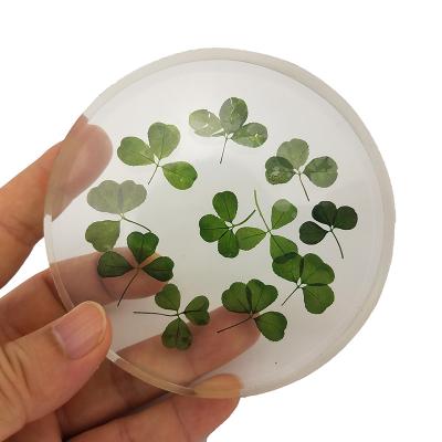 China Artificial Transparent Flower Paperweight With Fragments / Chippings for sale