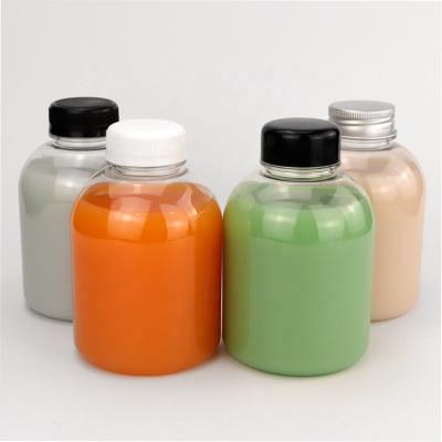 Chine Bouteilles de boissons en plastique de 400 ml PET Bouteilles de boissons en plastique OEM Logo avec couvercle à vendre
