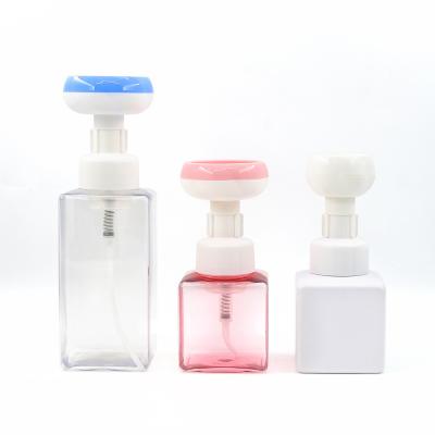 Chine Bouteille de pompe à mousse en plastique PET Bouteille de lotion vide de 200 ml avec pompe à vendre