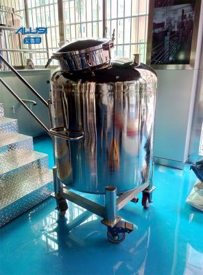 Chine Réservoir mobile de cuve de stockage de lait cru de SUS316L avec des roues à vendre
