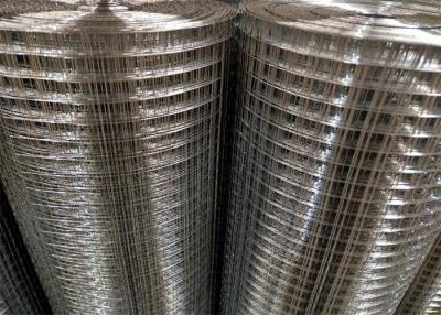 Chine le grillage soudé par jardin de 0.25in Rolls a galvanisé le grillage en métal clôturant la mesure 22 à vendre