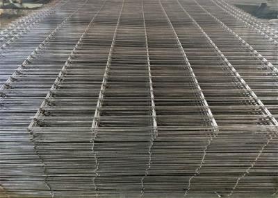 China 2.5m 76.2X12.7mm 358 painéis soldados de aço do fio de Panels Galvanized Welded da cerca de fio à venda