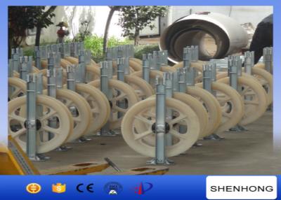 China Rubber Covered Large Diameter Rope Pulley / Flexible Nylon Rope Pulley Single Conductor Stringing Blocks for sale