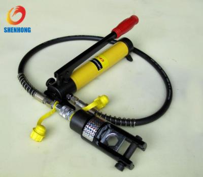 China Manual Pump CP-700 Max Pressure 70Mpa 0.94L Oil Volume 1.5m Hose for sale