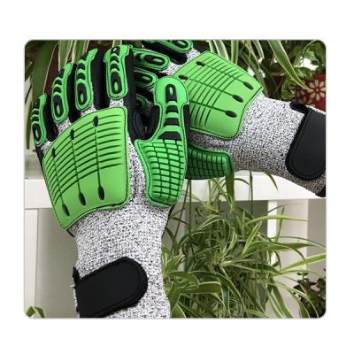 China Metal And Glass Handling HPPE Knit Mining 13G Impact Cut Resistant Gloves for sale