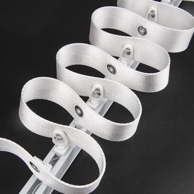 China 6.7m Length Ceiling Mounted Wave S Fold Curtain Tape Anodized Finish Te koop