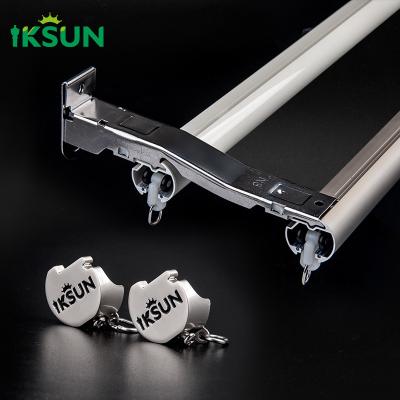 China 6063 Aluminum Curtain Poles Classic Silver Living Room Curtain Track for sale